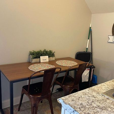 The Campbell Carriage House Apartman Clarksville Kültér fotó