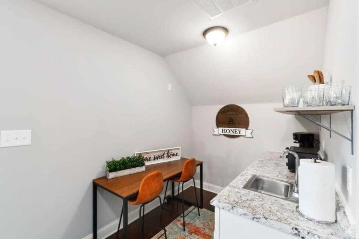 The Campbell Carriage House Apartman Clarksville Kültér fotó